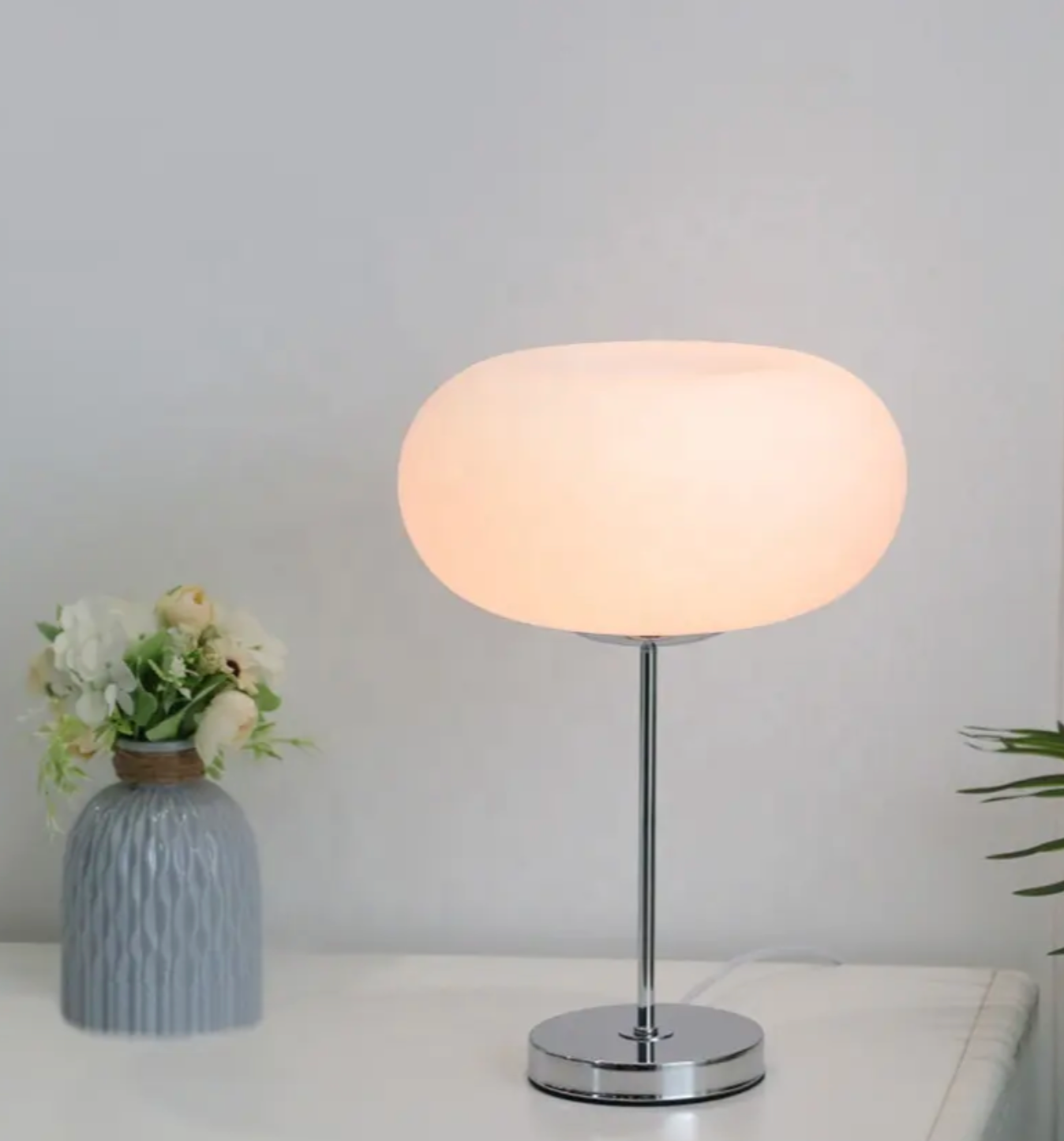 Auro Table Lamp