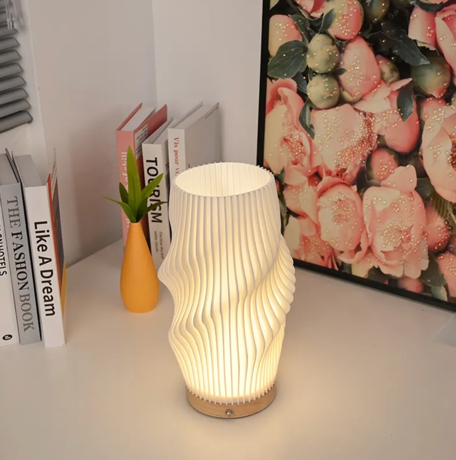 Waveform Table Lamp